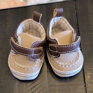 Infant Shoes Size 2 (3-6M)